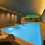 Hotel Chateau Garden Retreat 4*