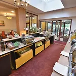 Chateau Garden Retreat