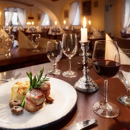 Chateau Garden Retreat 4* Loučeň