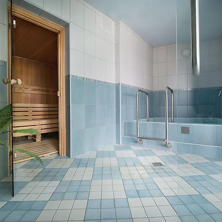 Chateau Garden Retreat 4*