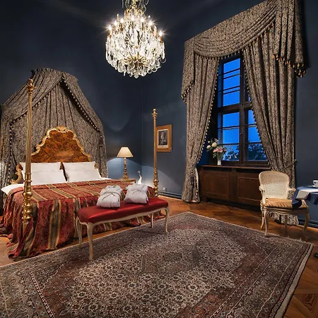 Hotel Chateau Garden Retreat Loucen