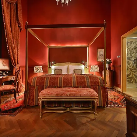 Hotel Chateau Garden Retreat