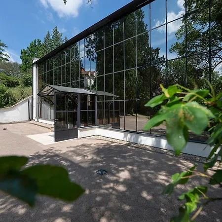 Hotel Chateau Garden Retreat Loucen