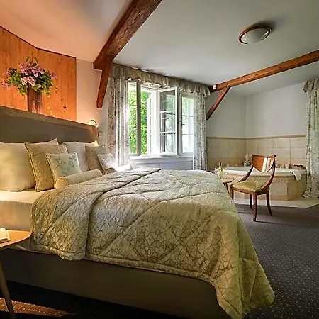 Chateau Garden Retreat