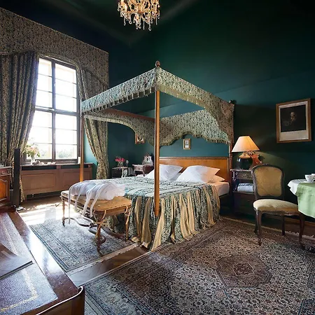 Chateau Garden Retreat Hotel 4*