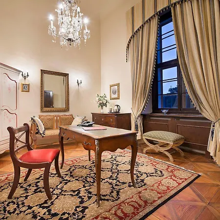 فندق Chateau Garden Retreat