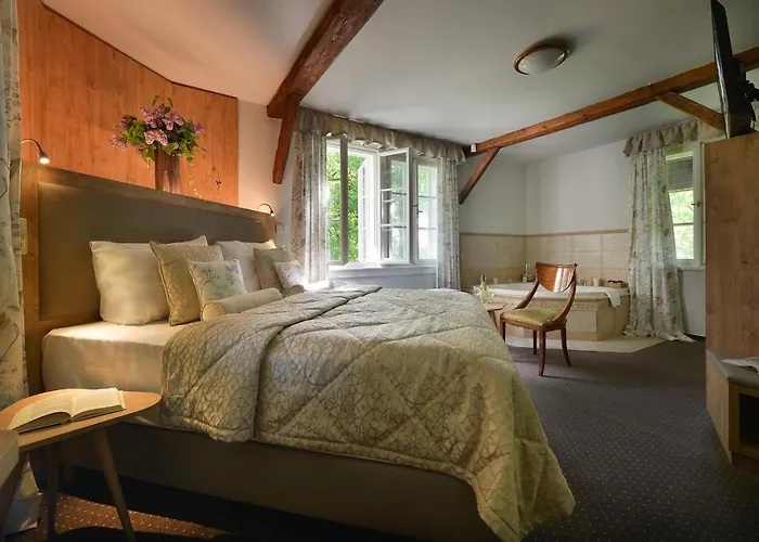 Hotel Chateau Garden Retreat 4*