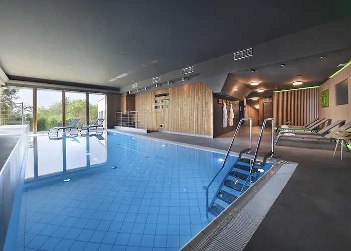 Chateau Garden Retreat 4* Loučeň