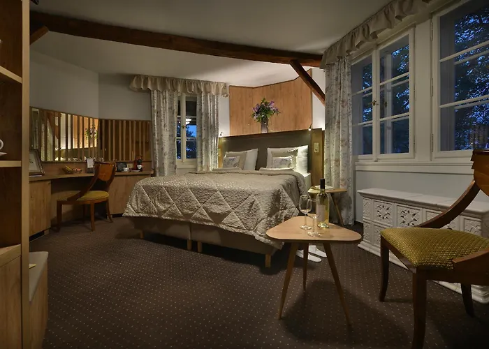 Chateau Garden Retreat Hotel 4*