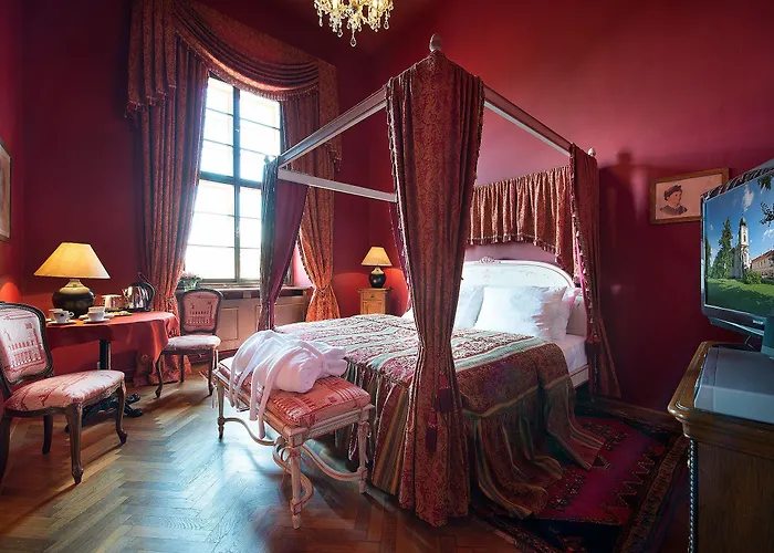 Chateau Garden Retreat Hotel Loučeň