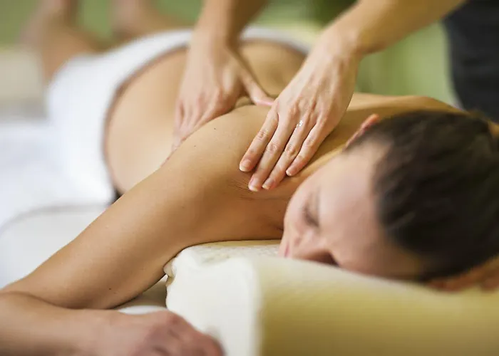 Chateau Garden Retreat Hotel Loučeň